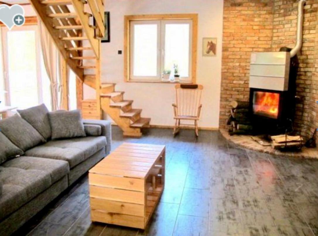 Ferienhaus Farmer โนเวอวาร์ปโน ภายนอก รูปภาพ